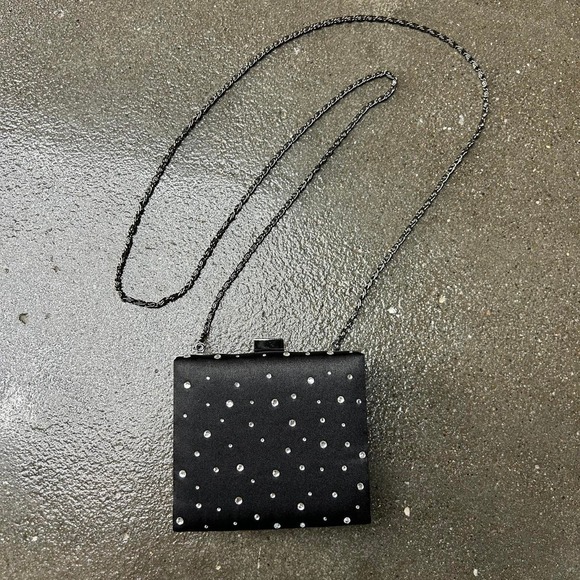 Black Silver Sequined Evening Clasp Chain Crossbody Bag - Picture 3 of 6